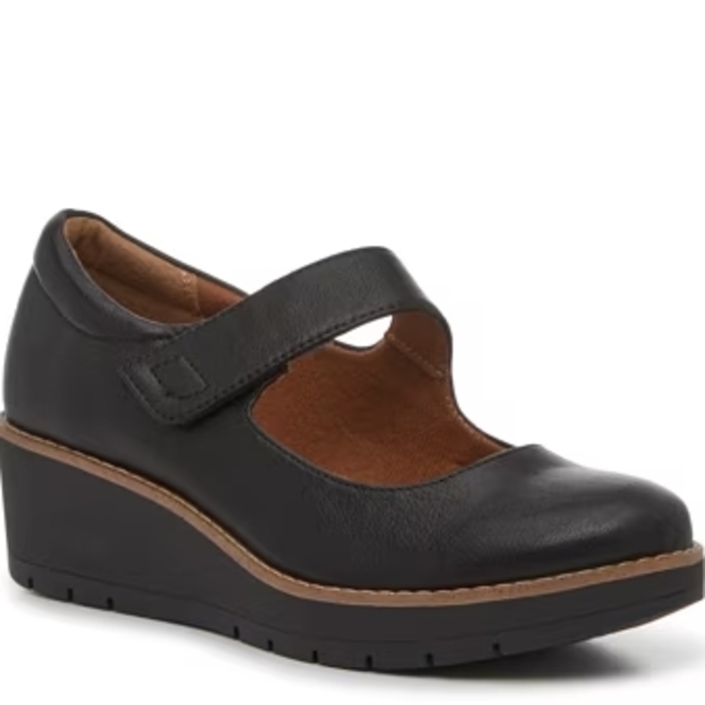 Classic Black Wedge Mary Jane Shoes Adjustable Hook Y Loop Strap Closure